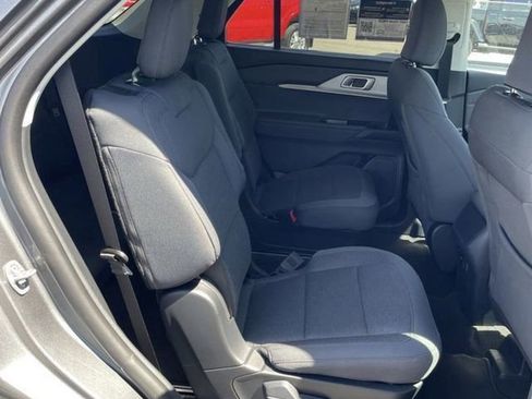 Used 2026 Ford Explorer Active image 15