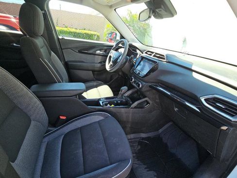 Used 2023 Chevrolet TrailBlazer LT w/ Convenience Package image 17