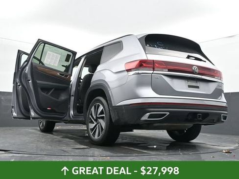 Used 2024 Volkswagen Atlas SE AWD/4WD image 53