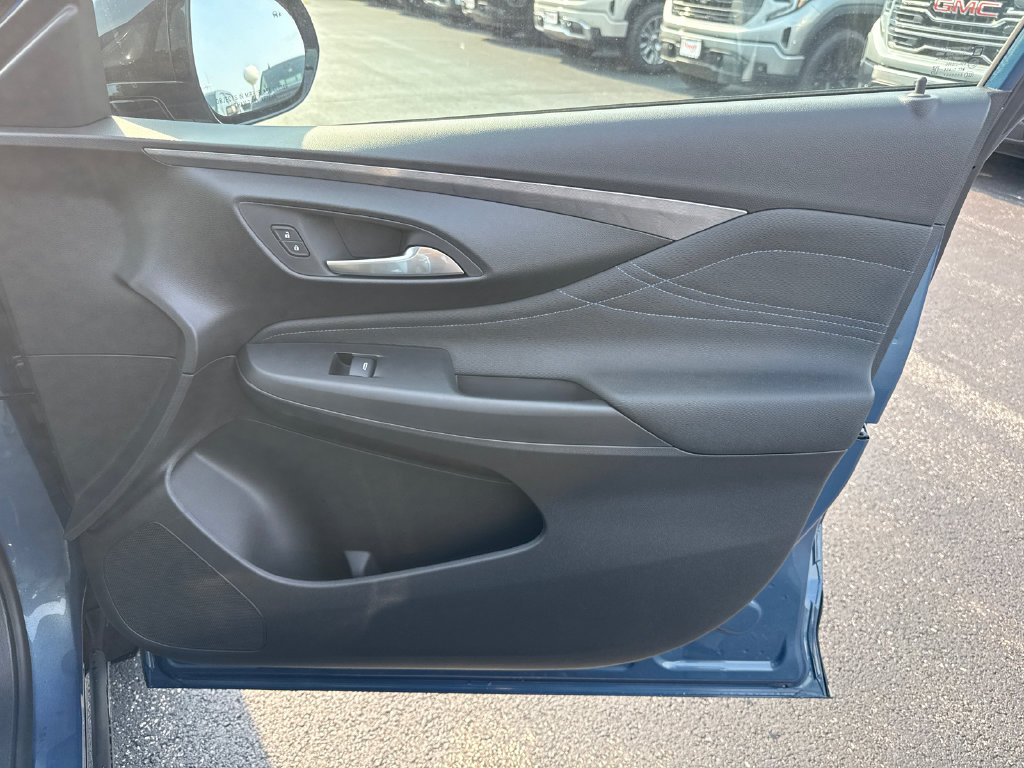New 2026 Buick Envista Sport Touring w/ Convenience I Package FWD image 36