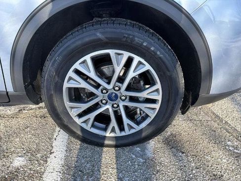 Certified 2022 Ford Escape SEL image 5