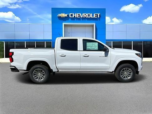 New 2026 Chevrolet Colorado LT w/ LT Convenience Package image 2