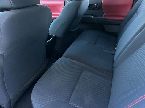 Used 2022 Toyota Tacoma SR5 image 13