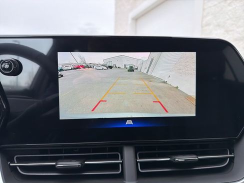 New 2026 Chevrolet Trax LT w/ Driver Confidence Package FWD image 15