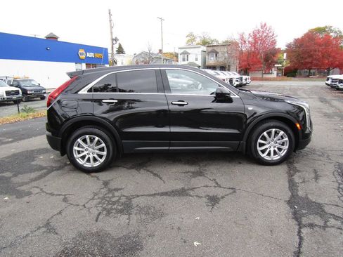 Used 2022 Cadillac XT4 Luxury image 8