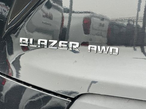 Used 2023 Chevrolet Blazer LT image 27