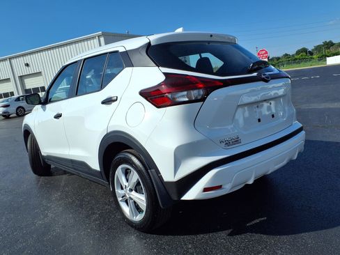 Used 2025 Nissan Kicks Play S FWD image 27