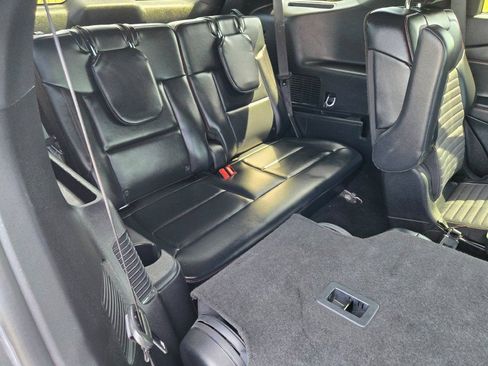 Used 2025 Ford Explorer ST-Line AWD/4WD image 12