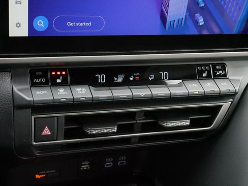 Used 2025 Toyota Camry XSE image 23