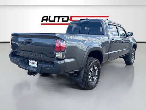Used 2019 Toyota Tacoma TRD Off-Road w/ TRD Premium Off Road Package image 7