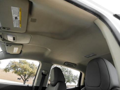 Used 2021 Chevrolet Colorado W/T w/ WT Convenience Package image 28