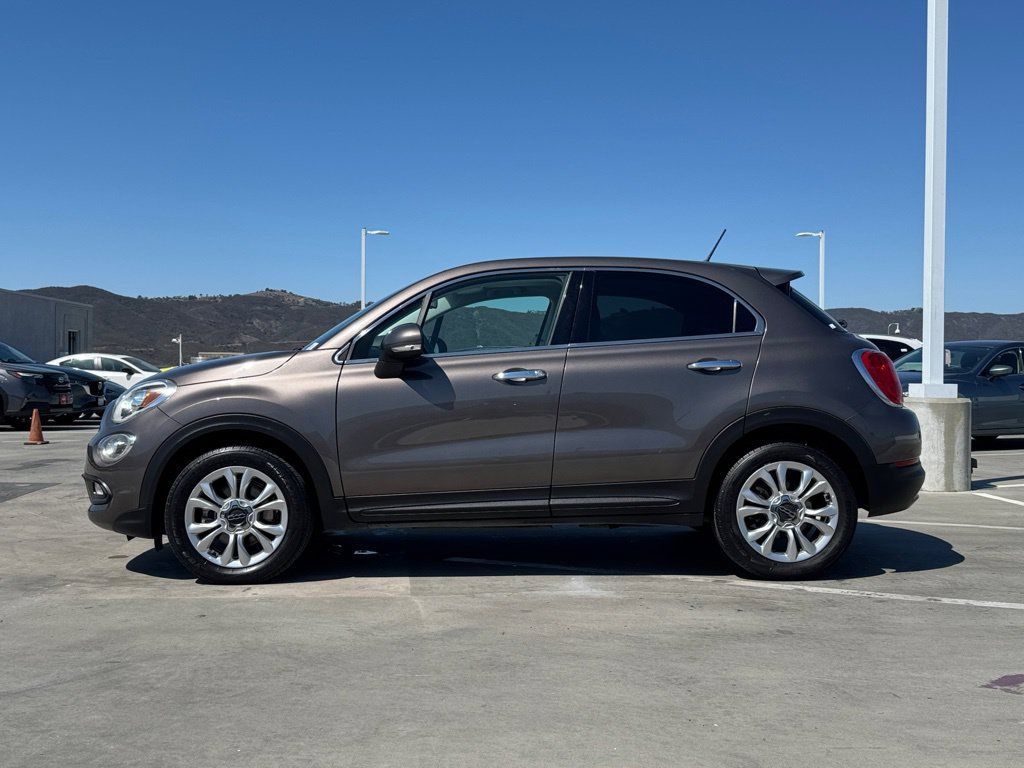 Used 2016 FIAT 500X Lounge FWD image 6
