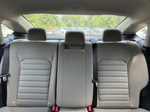 Used 2018 Ford Fusion S FWD image 41