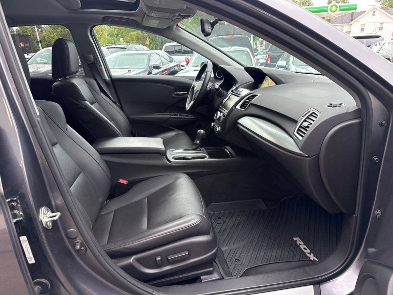 Used 2017 Acura RDX w/ Technology Package AWD/4WD image 17