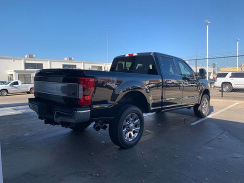 Used 2018 Ford F250 King Ranch w/ King Ranch Ultimate Package image 3