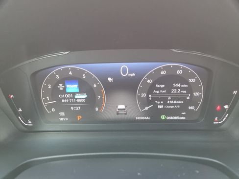Used 2025 Honda Pilot Elite image 11