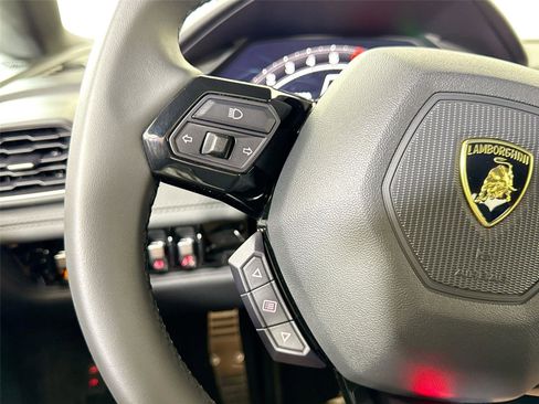 Used 2023 Lamborghini Huracan Tecnica image 20