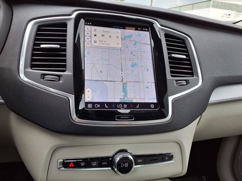 Certified 2024 Volvo XC90 B5 Core image 27