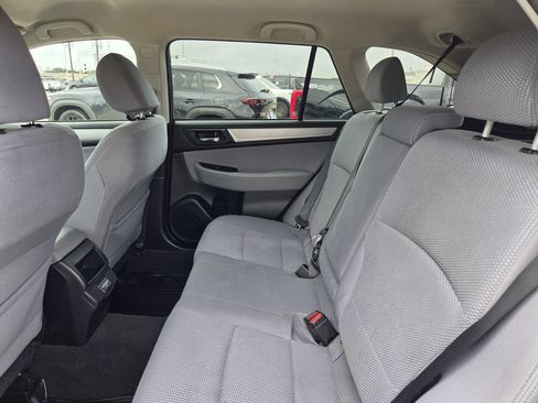 Used 2018 Subaru Outback 2.5i Premium AWD/4WD image 27