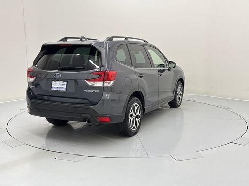Used 2020 Subaru Forester Premium w/ Popular Package #1 AWD/4WD image 6