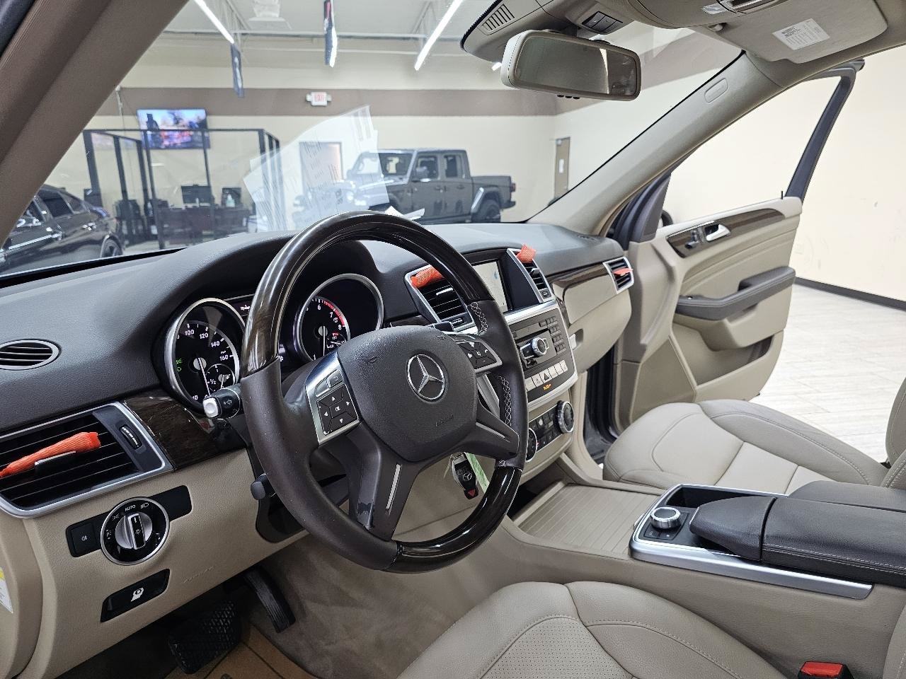 Used 2013 Mercedes-Benz ML 350 2WD image 18