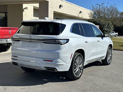 New 2026 Buick Enclave Avenir w/ Super Cruise Package image 7