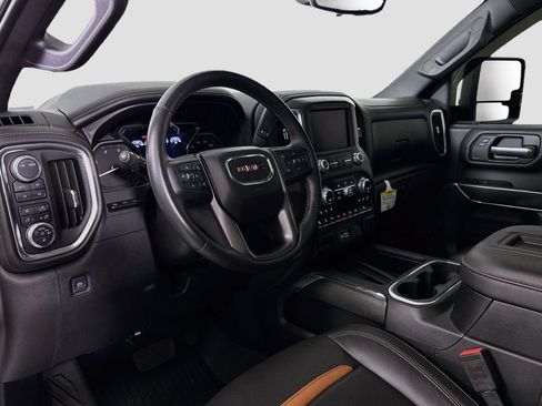 Certified 2020 GMC Sierra 2500 AT4 w/ AT4 Premium Package AWD/4WD image 11