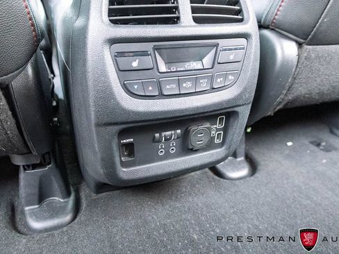 Used 2022 Honda Pilot Black Edition image 45