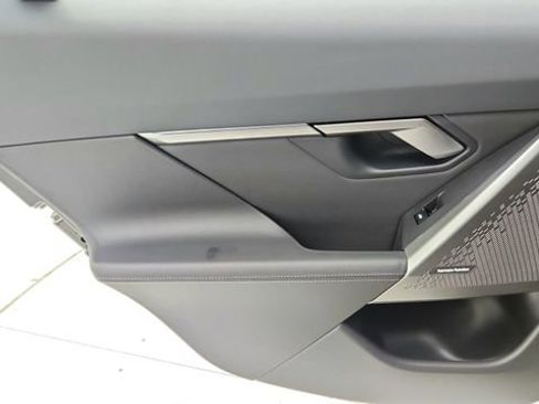 Used 2024 BMW 530i image 31