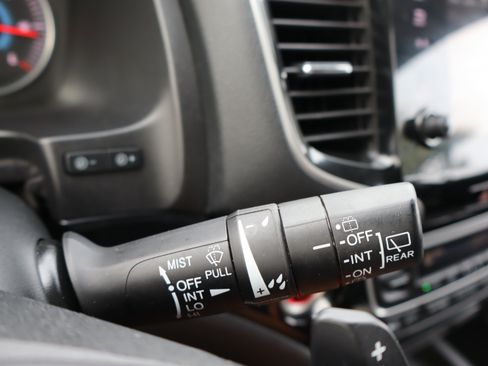 Used 2020 Honda Pilot Touring image 25
