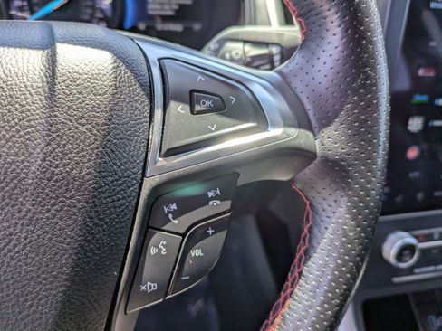 Certified 2022 Ford Edge ST-Line AWD/4WD image 20