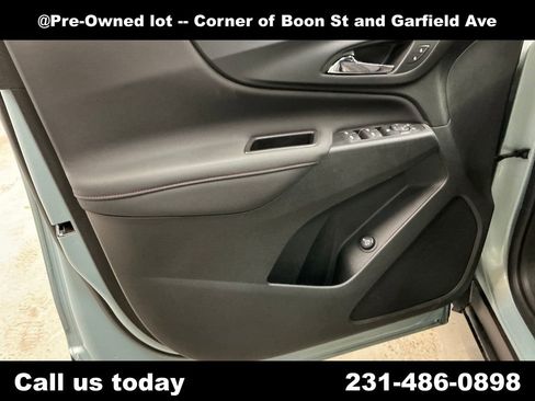 Used 2022 Chevrolet Equinox RS AWD/4WD image 18