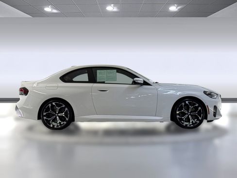 Used 2025 BMW 230i Coupe w/ Convenience Package RWD image 8