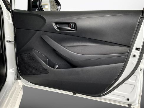 Used 2024 Toyota Corolla LE FWD image 29