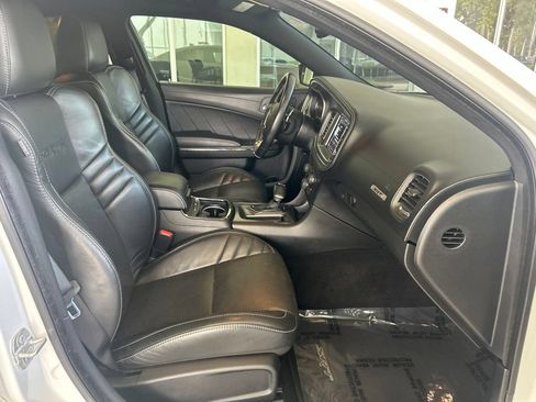 Used 2019 Dodge Charger SRT Hellcat w/ Harman/Kardon Audio Group RWD image 24