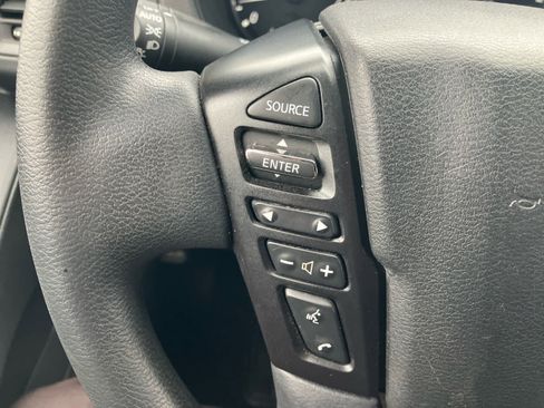 Used 2022 Nissan Frontier S w/ Technology Package image 21