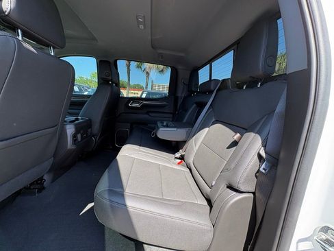 Used 2024 Chevrolet Silverado 1500 LT Trail Boss w/ Convenience Package II AWD/4WD image 14