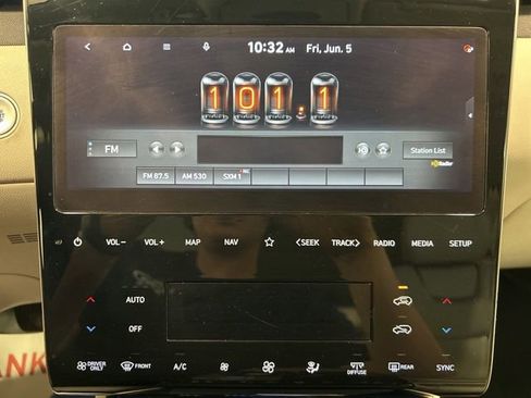 Used 2022 Hyundai Tucson Limited AWD/4WD image 29