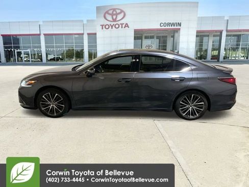 Used 2023 Lexus ES 350 w/ Premium Package image 5