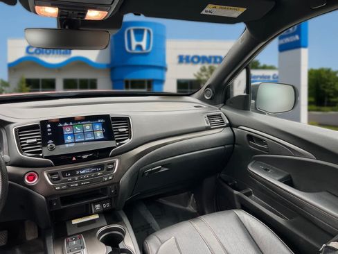 Used 2023 Honda Passport TrailSport image 35