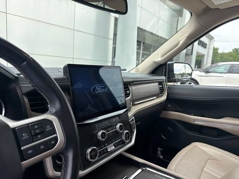 Used 2022 Ford Expedition Max Limited AWD/4WD image 37