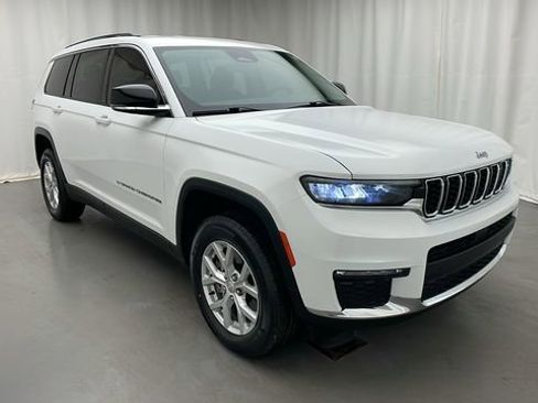 Used 2023 Jeep Grand Cherokee L Limited image 2