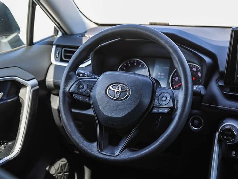Certified 2020 Toyota RAV4 XLE w/ Carpet Mat Package FWD image 15