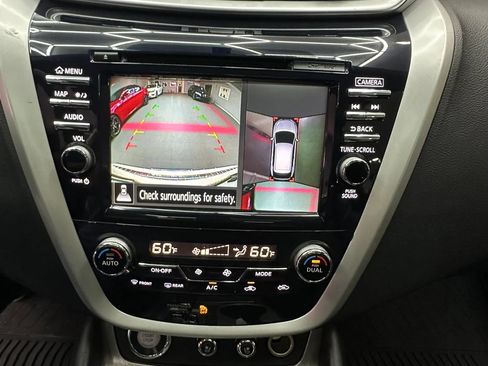Used 2016 Nissan Murano Platinum w/ Platinum Technology Package FWD image 24