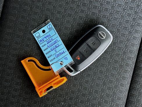 Used 2025 Nissan Kicks S image 34