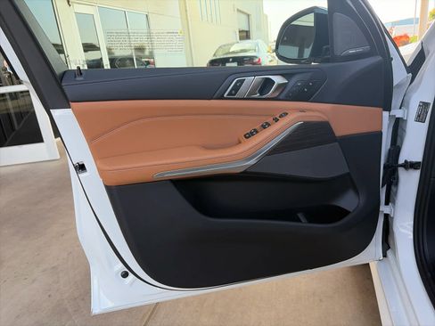 New 2026 BMW X5 sDrive40i w/ M Sport Package image 8