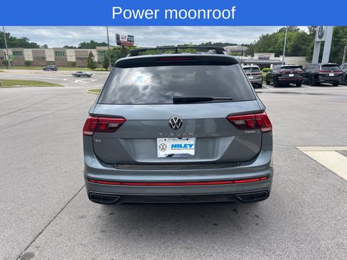 Used 2022 Volkswagen Tiguan SE R-Line FWD image 7