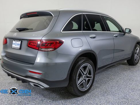 Used 2021 Mercedes-Benz GLC 300 4MATIC image 7