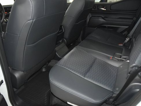 Used 2025 Toyota Land Cruiser image 44