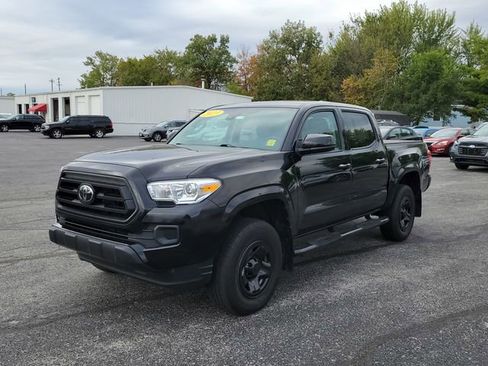 Used 2023 Toyota Tacoma SR image 10